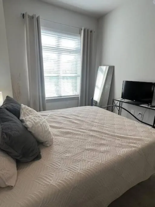 Spacious Luxury 2 Bedroom-2 Bath Apt In Uptown With Balcony -80 Charlotte